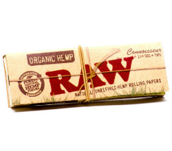 RAW Organic 1 1/4 Rolling Papers with Tips