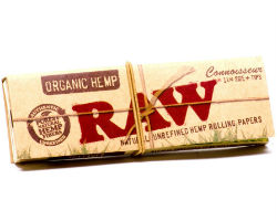RAW Organic 1 1/4 Rolling Papers Connoisseur with Tips